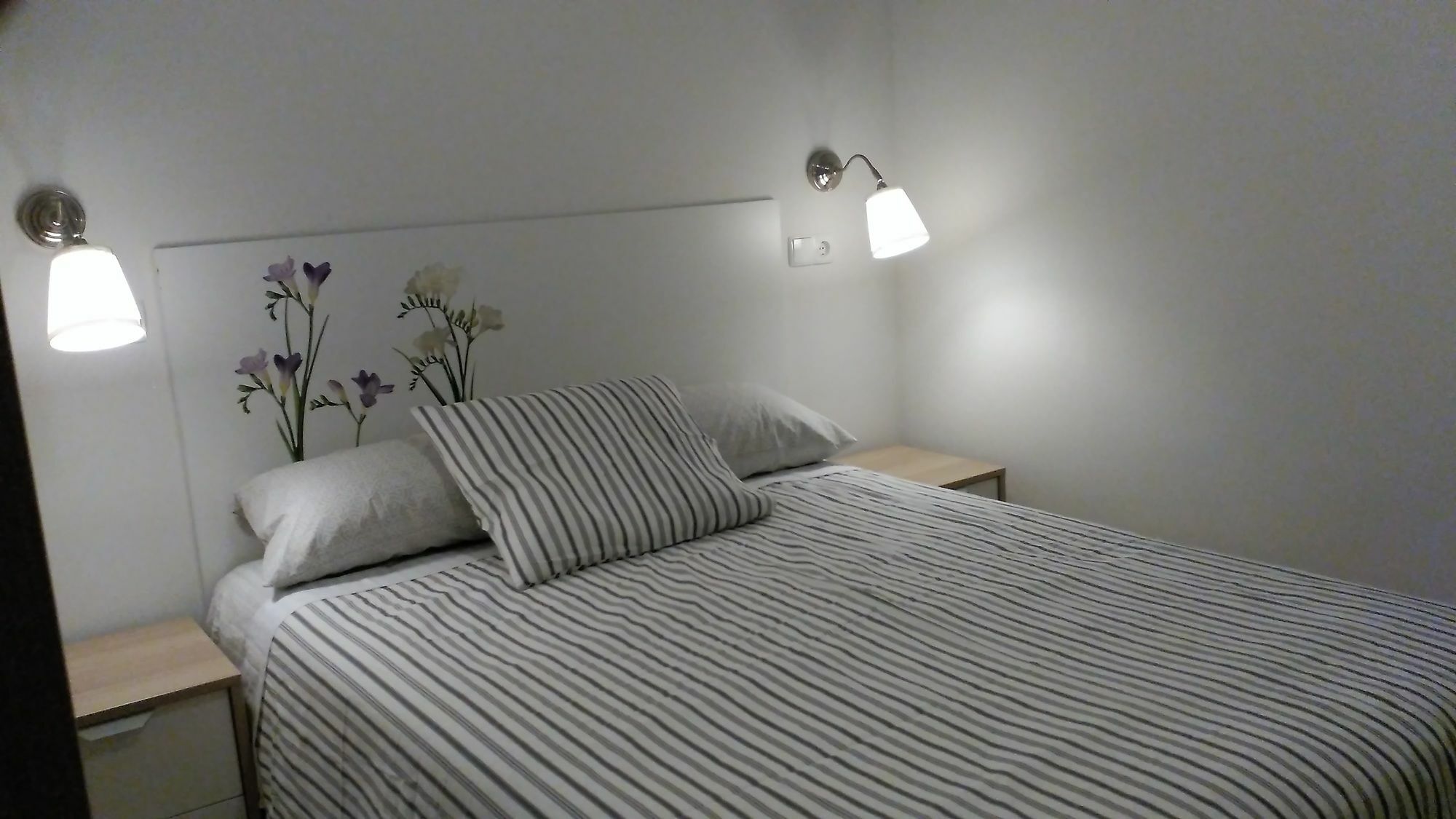 Madrid Rent 3 Apartment Exterior photo